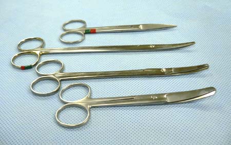 手術に使うハサミ(剪刀)の話: オペ・ナース養成講座～新人手術室看護師